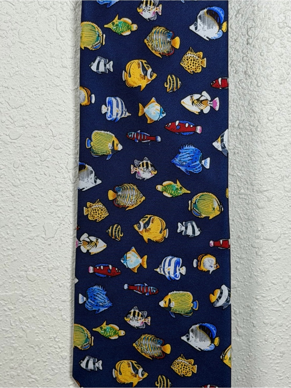 Men’s 100% Silk Museum Artifacts Handmade Tropical Fish Print Necktie NWOT 57”